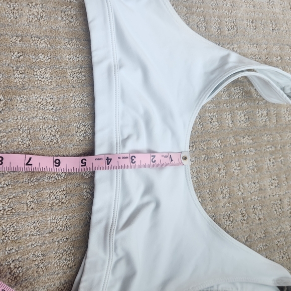 Alo sports bra - Picture 7 of 8